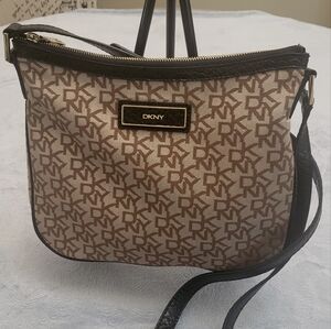 DKNY Vintage Logo Plaque Crossbody Bag